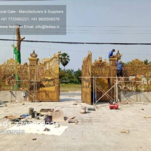 Traditional Wooden Gate Design For Homes Lohe Ka Gate No-4892