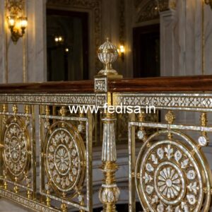 Modern Balcony Design With Stylish Railings No-44517