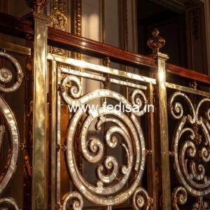 Modern Indian Balcony Railing Design Ideas No-44916