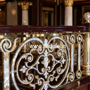 Modern Balcony Railing Ideas That Look Stunning No-45380