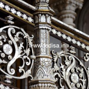 Modern Indian Balcony Ideas With Railings No-45910