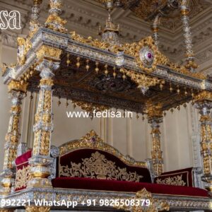 Stylish Wood Carving Swing Design with Traditional Charm No-9844