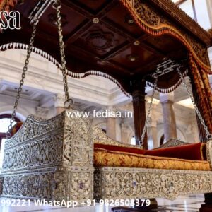 Wooden Swing Design with Rich Traditional Craftsmanship No-10885
