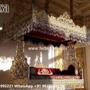 Handcrafted Classic Swing Design for Traditional Homes No-11458