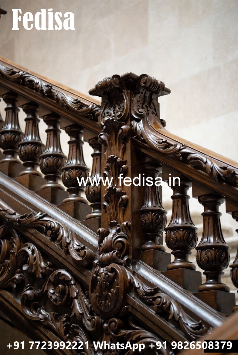 Stylish Brass Wood Fence with Rich Look No-2847
