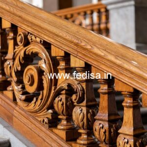 Stylish Brass Wood Railings with Artistic Finish No-3704