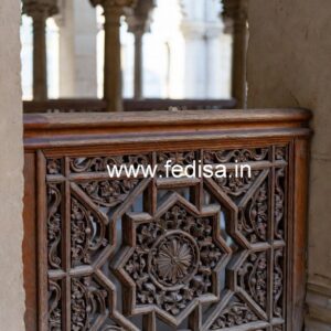 Stylish Brass Wood Railings for Dream Homes No-4386
